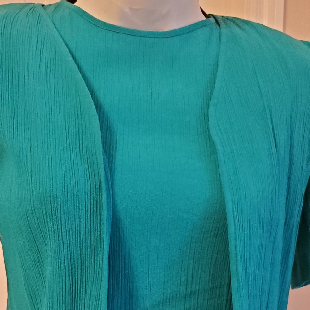 Serengeti Catalog. Green Out Fit Dress Set Of 3 Piece… Gem